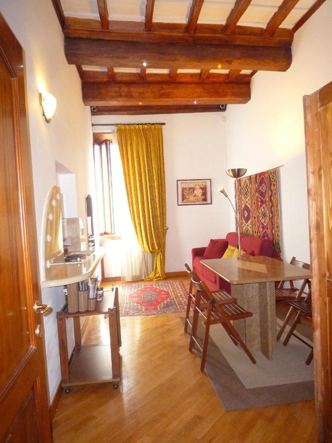 Ferienwohnung Residenza Mucha Rom Zimmer foto